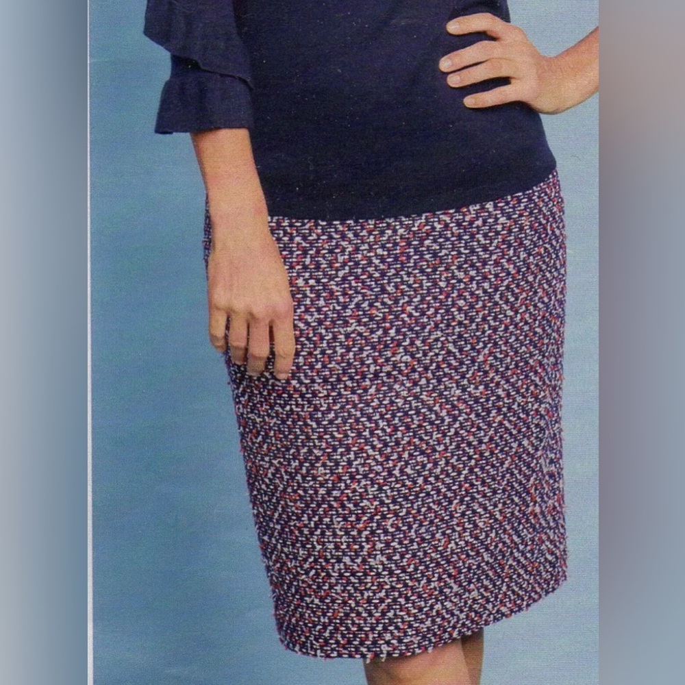 TALBOTS navy, red and white tweed cotton blend pencil skirt. Size 8 peti…